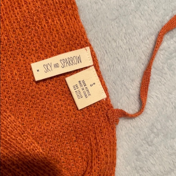 Sweater - Picture 3 of 3